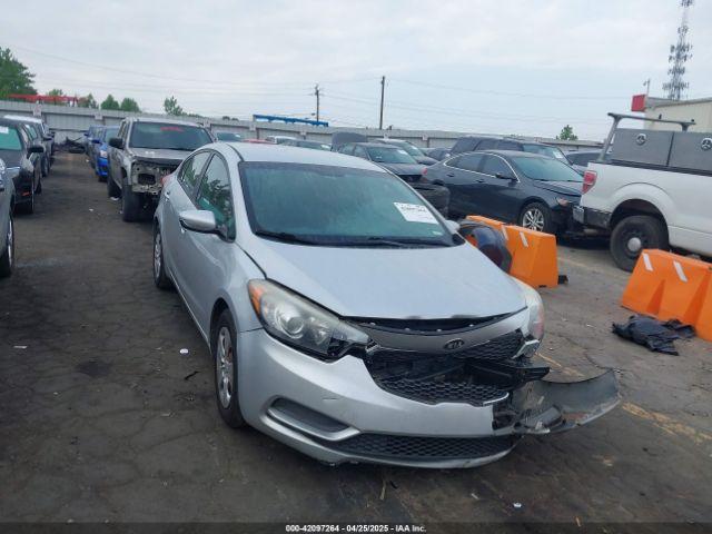 Salvage Kia Forte