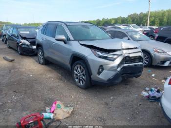  Salvage Toyota RAV4
