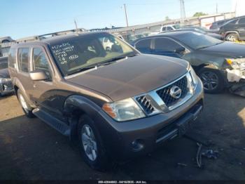  Salvage Nissan Pathfinder