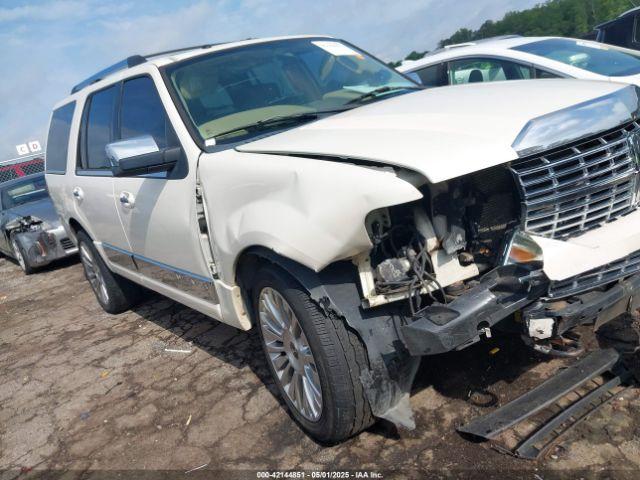  Salvage Lincoln Navigator