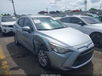  Salvage Toyota Yaris