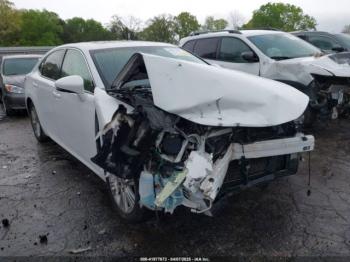  Salvage Lexus Es