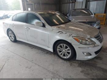  Salvage Hyundai Genesis