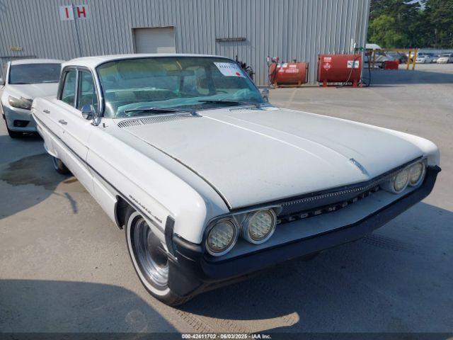  Salvage Oldsmobile Delta 88