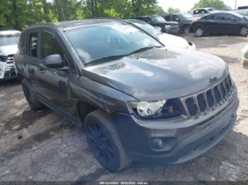  Salvage Jeep Compass
