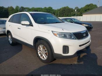  Salvage Kia Sorento
