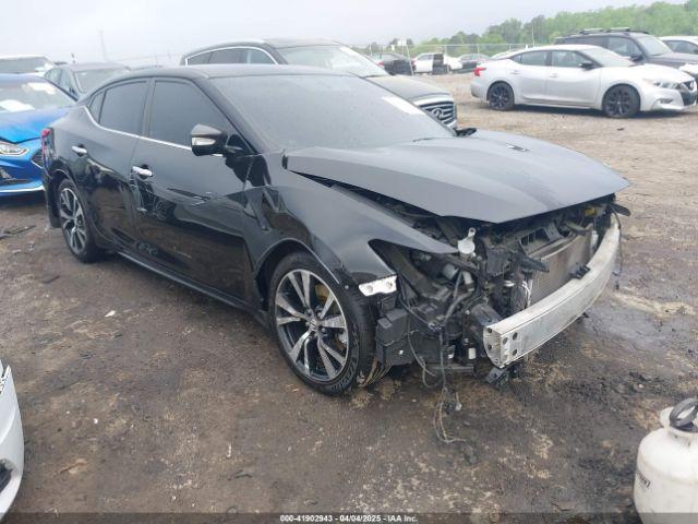  Salvage Nissan Maxima