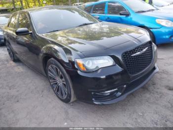  Salvage Chrysler 300