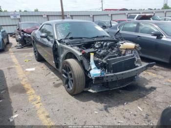  Salvage Dodge Challenger