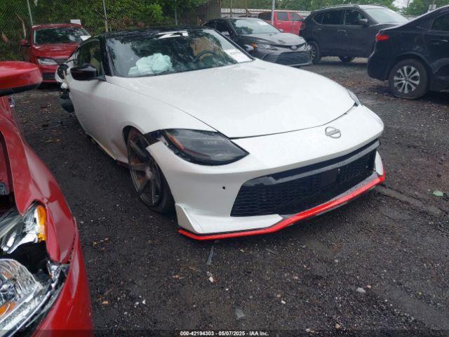  Salvage Nissan Z