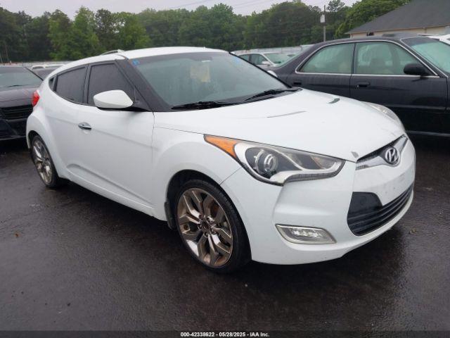  Salvage Hyundai VELOSTER