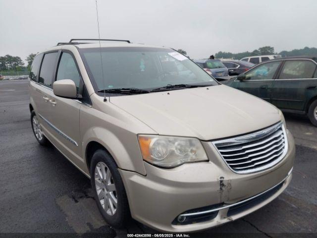  Salvage Chrysler Town & Country
