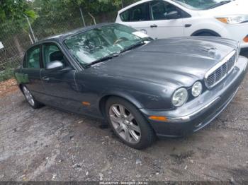  Salvage Jaguar XJ