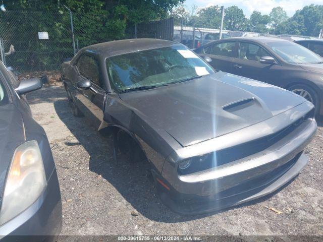  Salvage Dodge Challenger