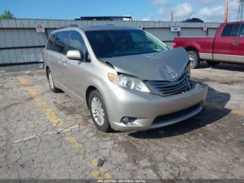  Salvage Toyota Sienna