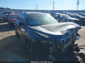  Salvage Jeep Cherokee