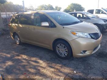  Salvage Toyota Sienna