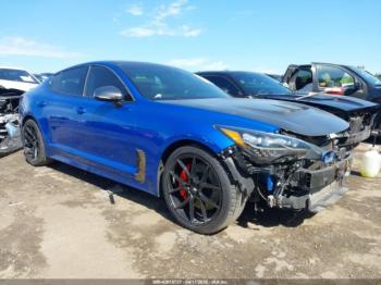  Salvage Kia Stinger