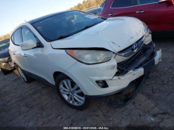  Salvage Hyundai TUCSON