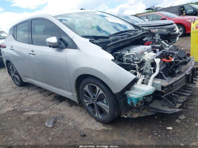  Salvage Nissan LEAF