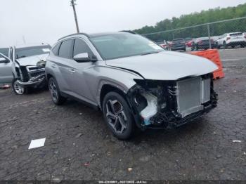  Salvage Hyundai TUCSON
