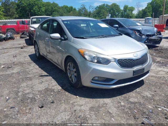  Salvage Kia Forte