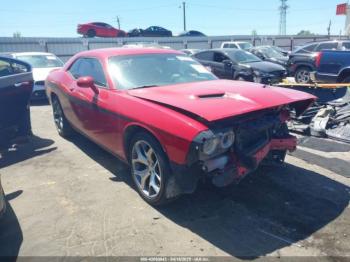  Salvage Dodge Challenger