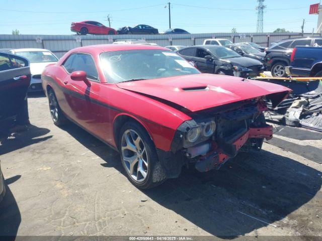  Salvage Dodge Challenger