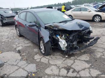  Salvage Kia Forte