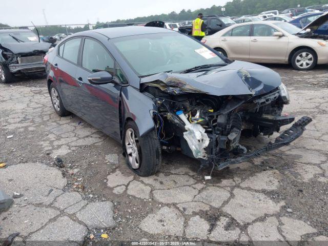  Salvage Kia Forte
