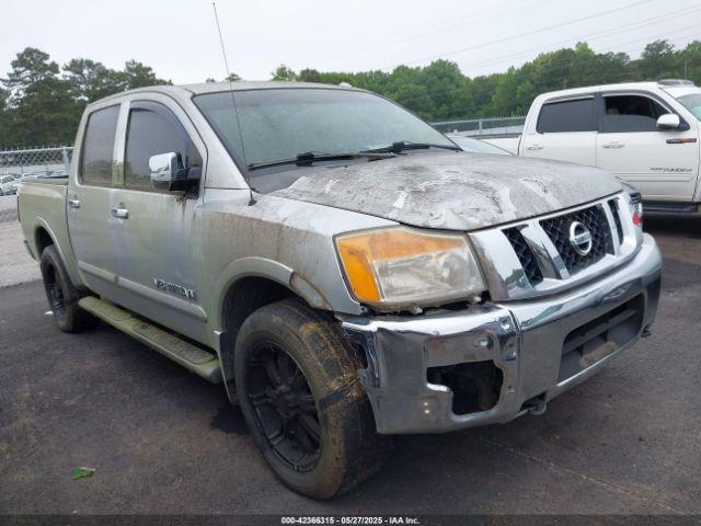  Salvage Nissan Titan