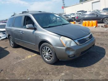  Salvage Kia Sedona