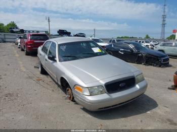  Salvage Ford Crown Victoria