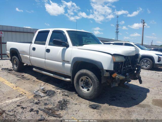  Salvage Chevrolet Silverado 2500