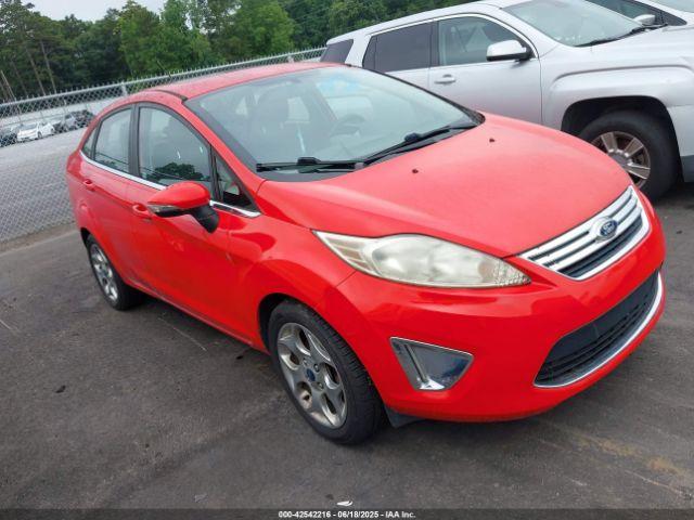  Salvage Ford Fiesta