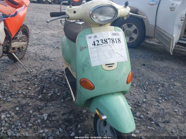  Salvage Vespa M198f