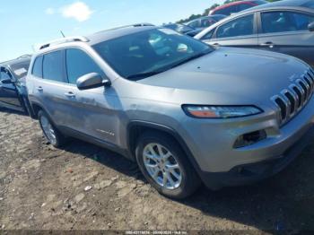  Salvage Jeep Cherokee