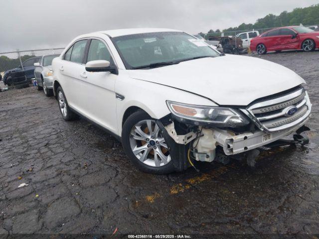  Salvage Ford Taurus