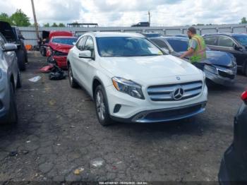  Salvage Mercedes-Benz GLA