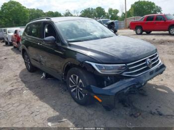  Salvage Volkswagen Tiguan