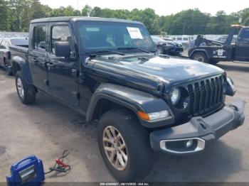  Salvage Jeep Gladiator