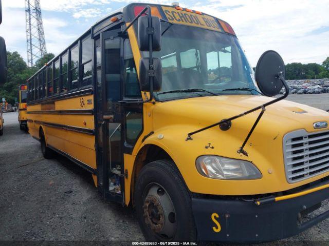  Salvage Freightliner Chassis