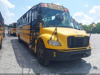  Salvage Freightliner Chassis