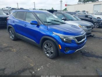  Salvage Kia Seltos
