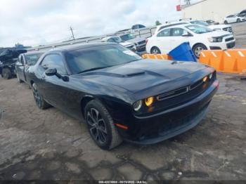  Salvage Dodge Challenger
