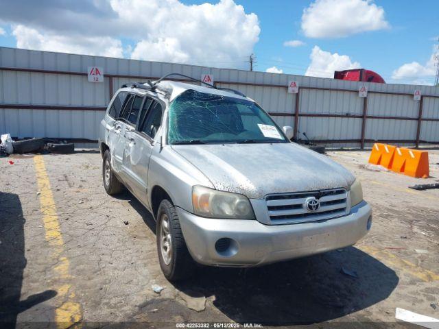  Salvage Toyota Highlander