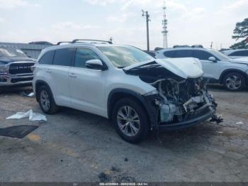  Salvage Toyota Highlander