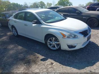  Salvage Nissan Altima