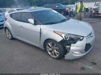  Salvage Hyundai VELOSTER