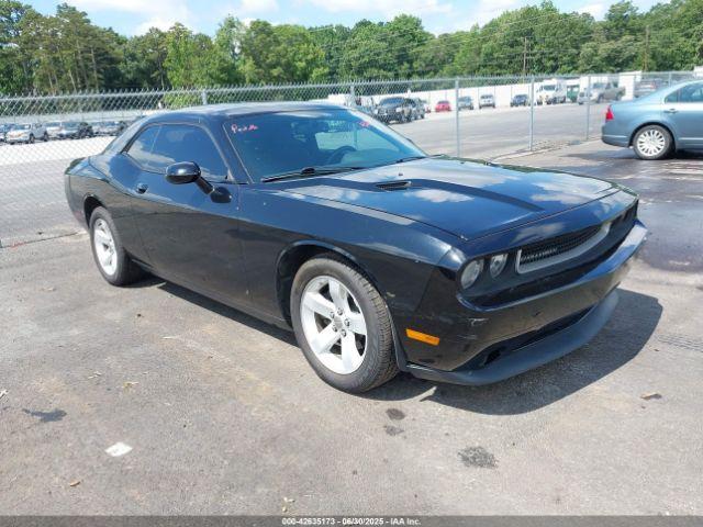  Salvage Dodge Challenger